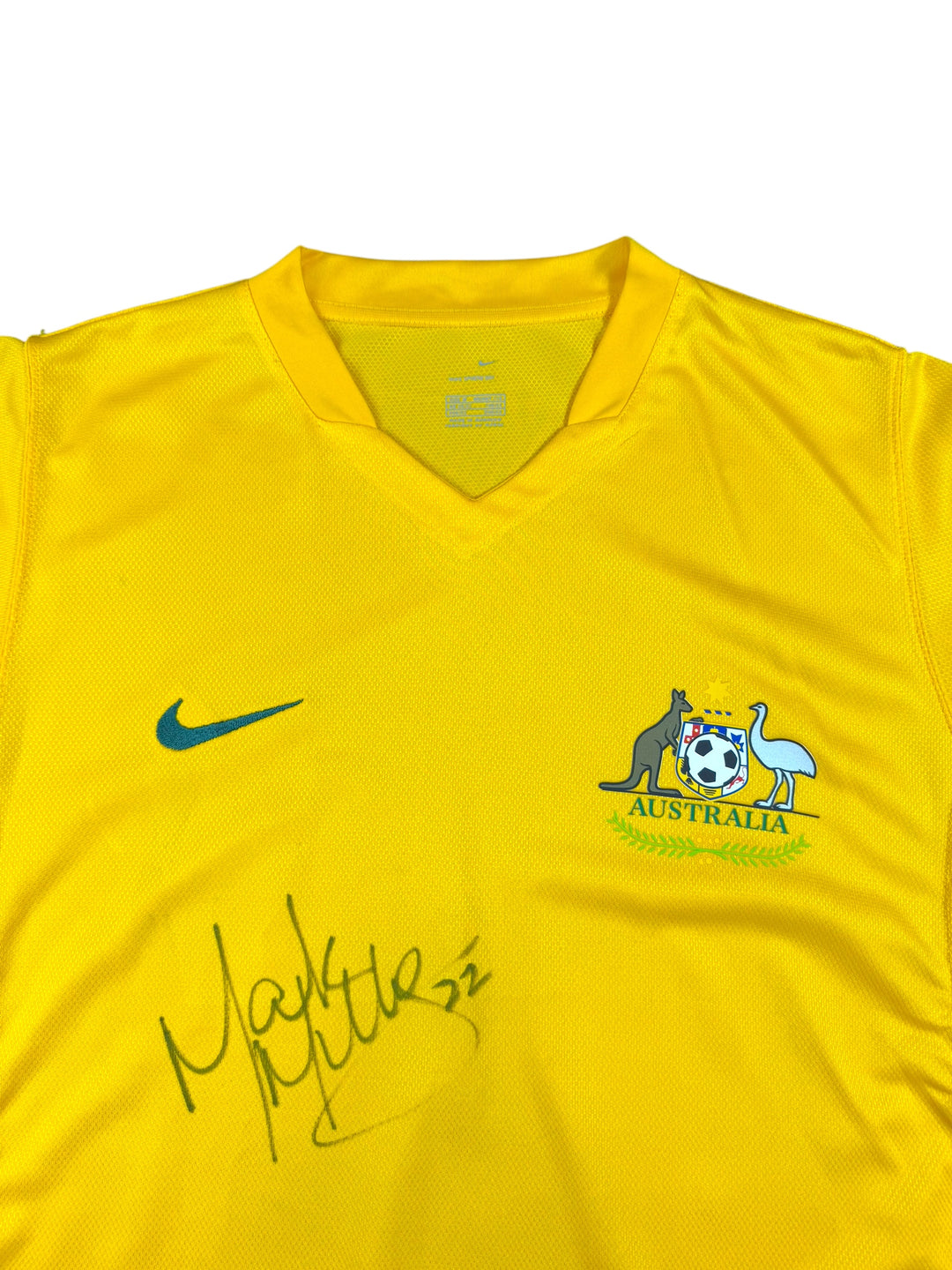 2006/07 Australia Nike Football Shirt Signed Mark Milligan - 9/10 - (M)