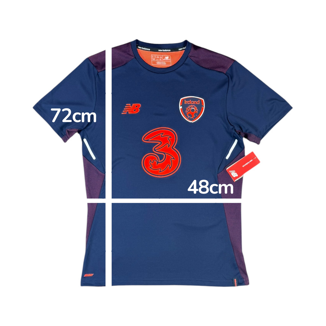 2017-18 Ireland Training Shirt Brand New (M)
