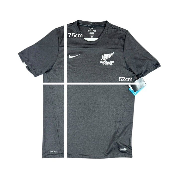 2010-11 New Zealand Training Shirt Brand New (L)