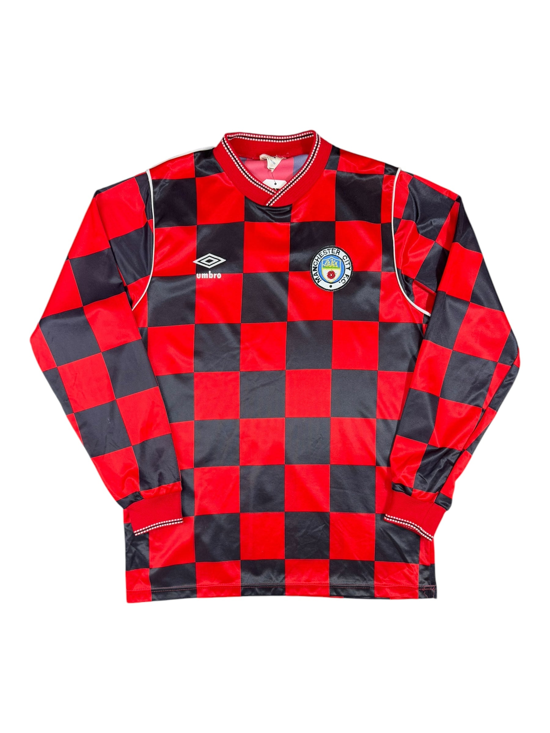 「値下げしました！」umbro Manchester city 90s 🔹 Manchester City Early 90's | By Umbro '94-95 Centenary