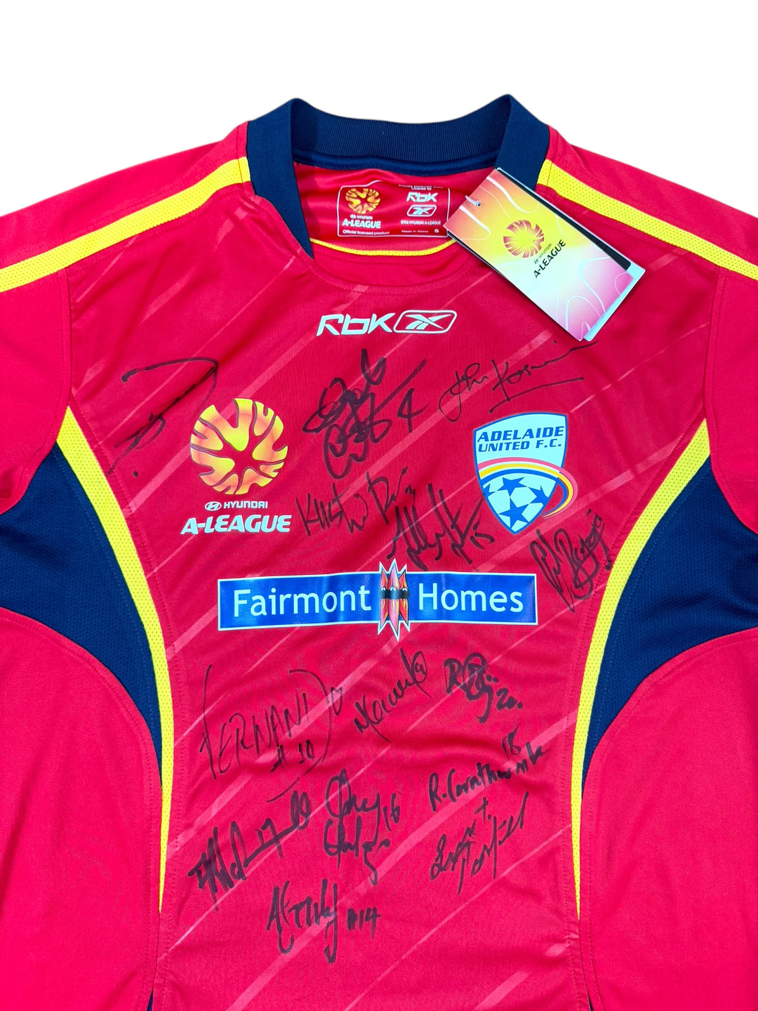 2005/06 Adelaide United Reebok Football Shirt Signed Brand New (S)