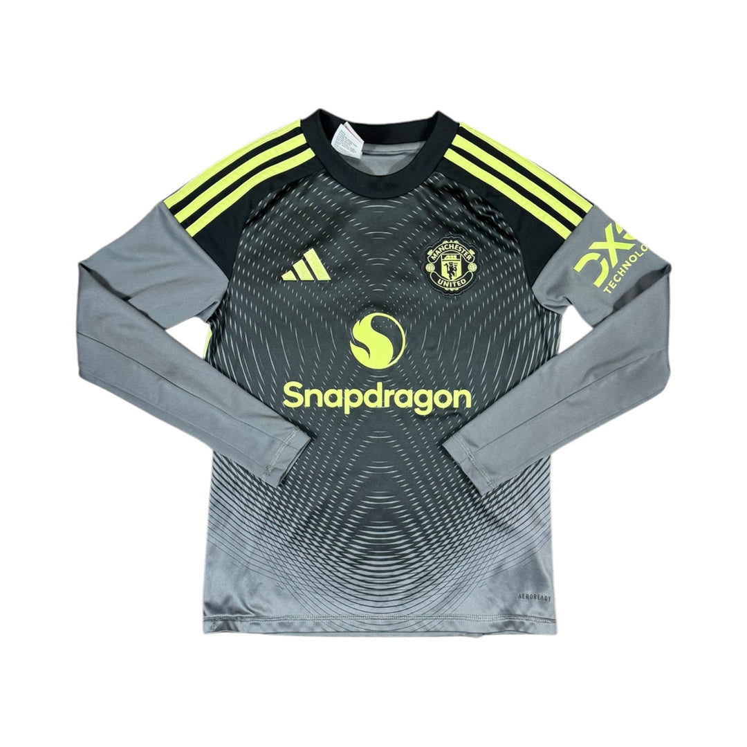 2025-26 Manchester United GK Away Shirt - 9/10 - (11-12 Years)