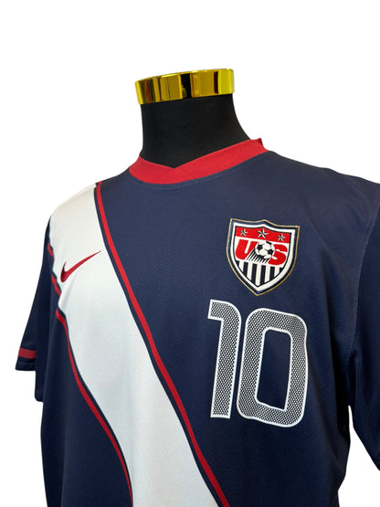 USA 2010/11 Football Jersey #10 Donovan