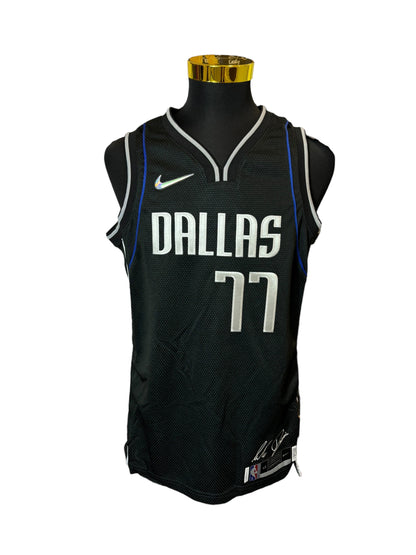 Dallas Mavericks #77 Doncic Rookie Signed NBA Basketball Jersey New