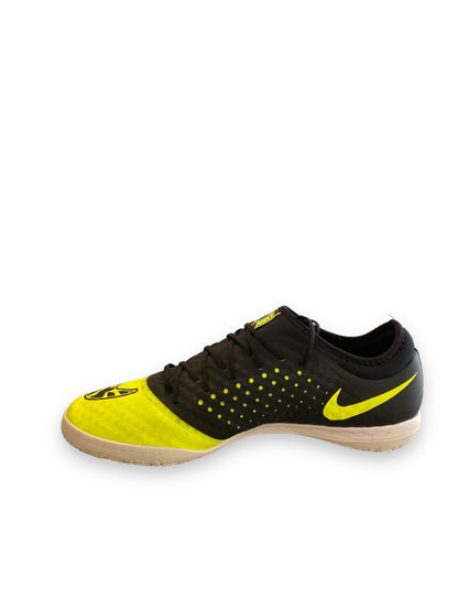 Nike Elastico Finale III Indoor US9 (Excellent Condition)